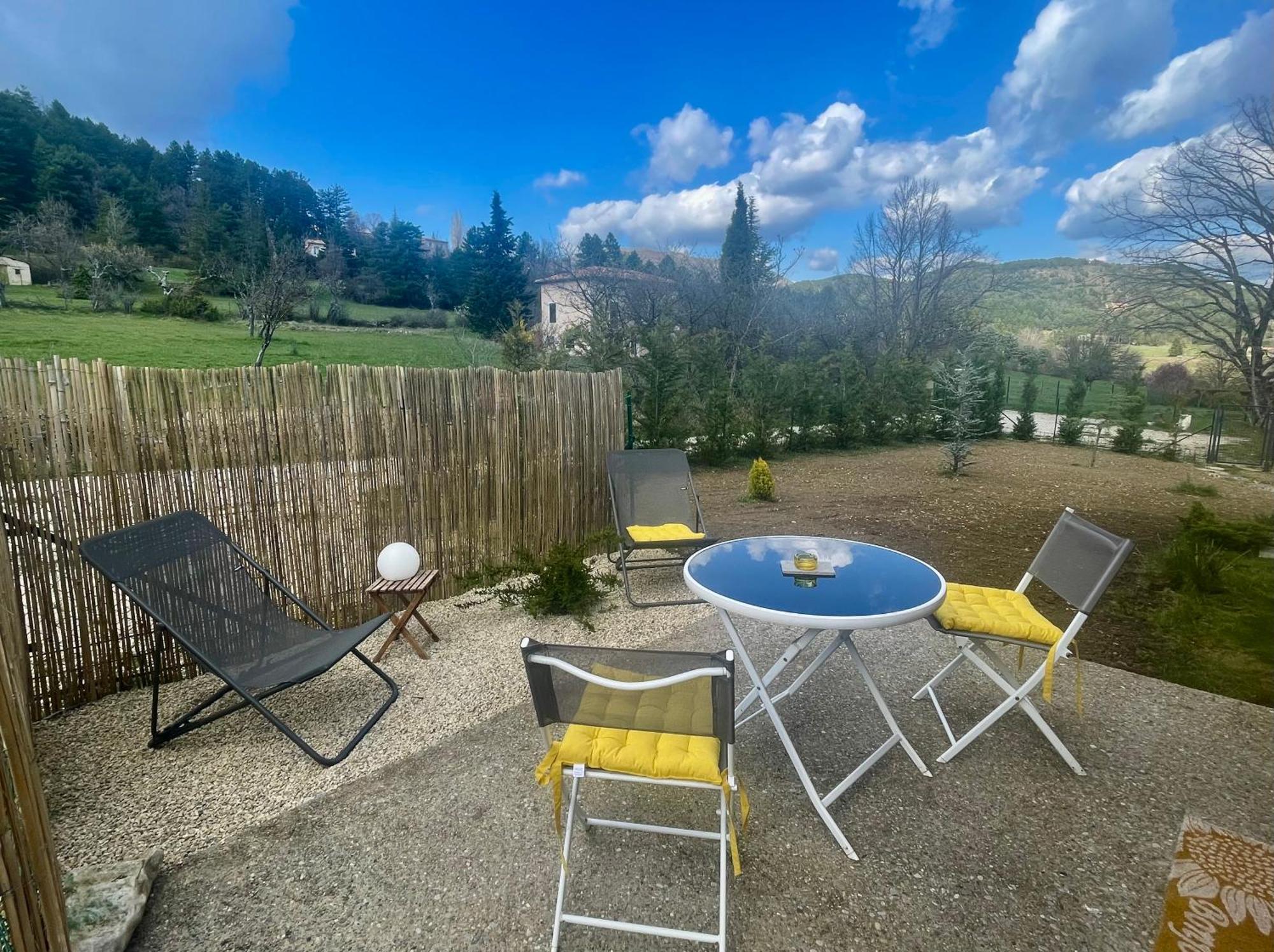 Gites Roc N' Vol Au Coeur Du Verdon La Palud-sur-Verdon Exterior foto