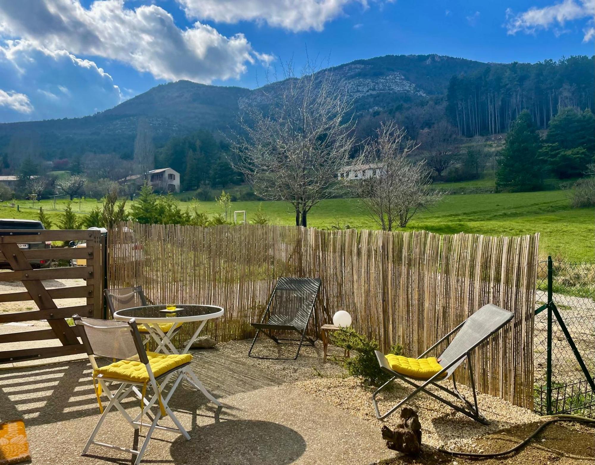 Gites Roc N' Vol Au Coeur Du Verdon La Palud-sur-Verdon Exterior foto